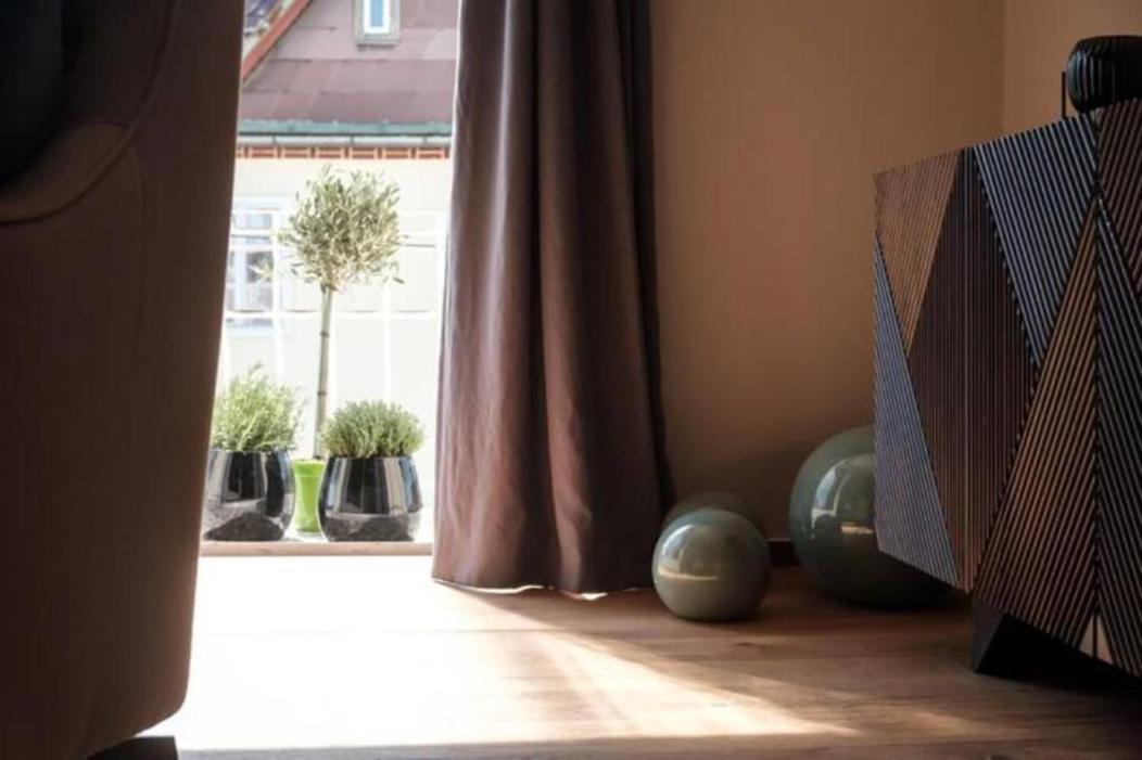 Grosszuegiges, Charmantes Appartement In Salzburg By Fiorentino Esterno foto